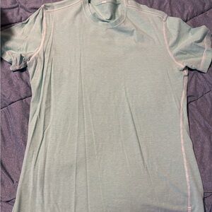 Men's Lululemon Green T-Shirt